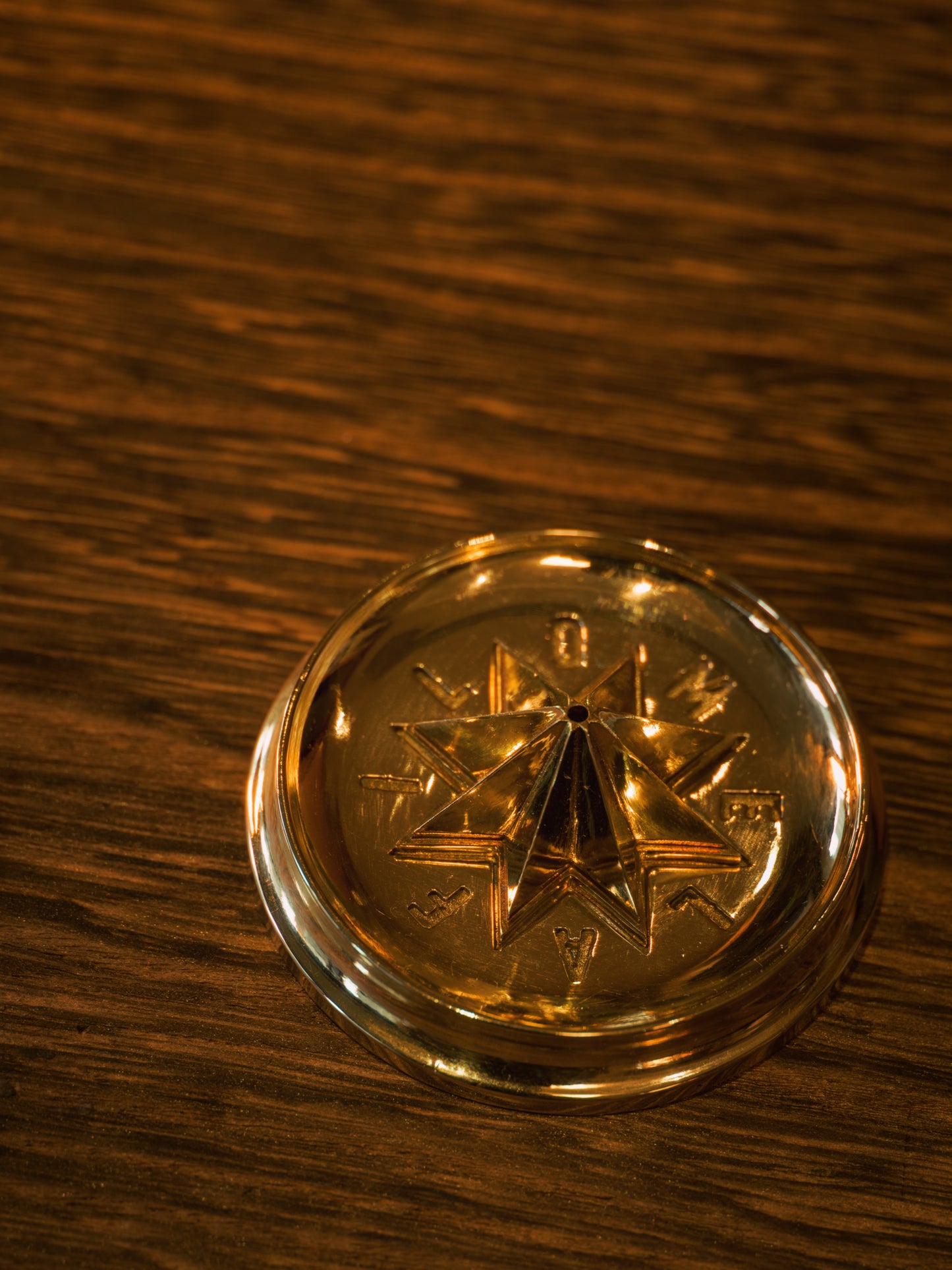 Filomela 八芒星インセンスホルダー